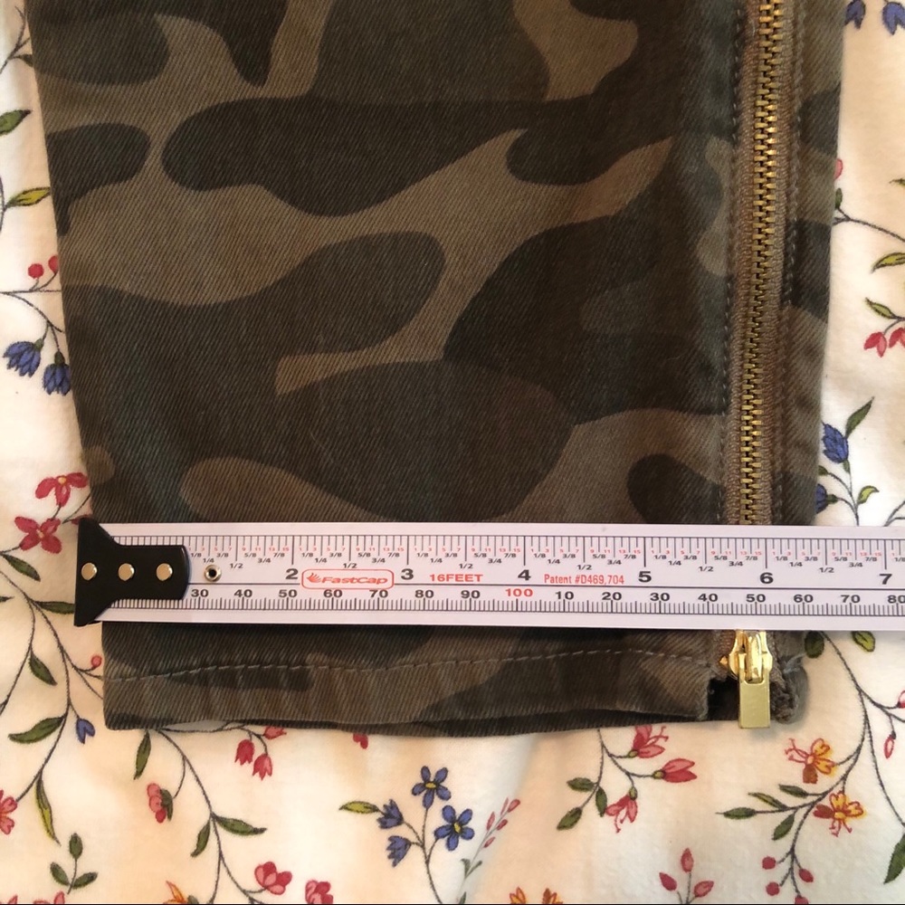 Chico’s Black Label Collection Camo Ankle Jeans 2P - Picture 8 of 8